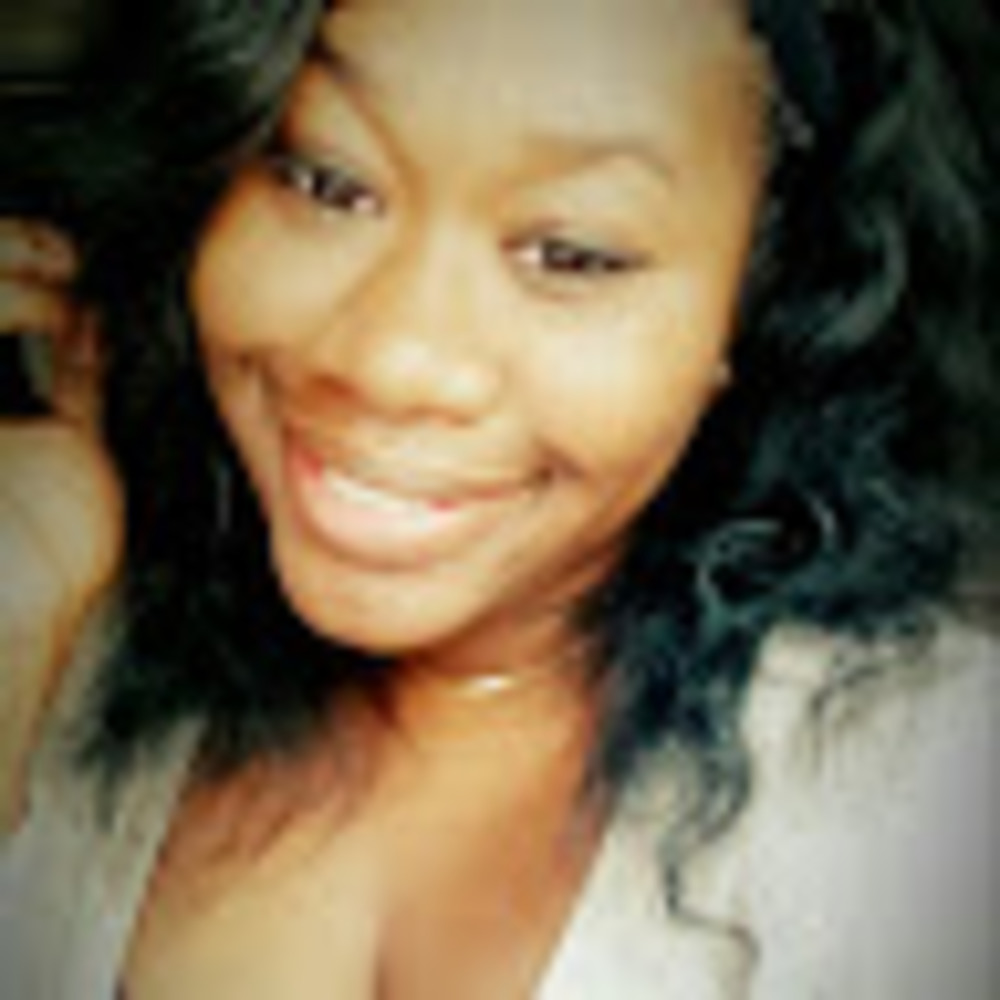 Meet your Posher, Ayanna